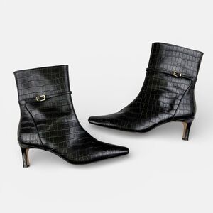 Ann Taylor Ankle Chain Croco Bootie Size 8